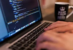Можно ли доверять искусственному интеллекту в программировании?