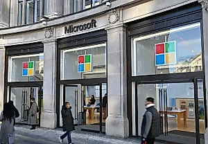 Microsoft совершает крупнейшее вложение в Британию, обойдя Google
