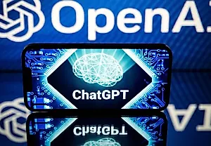 ChatGPT теперь как "взрослый дядя" – угадывает, не подросток ли ты?