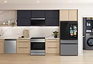 Реклама на дорогих холодильниках Samsung: за что ты платишь?