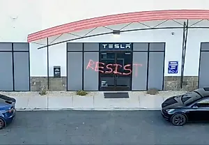 Гурман для подпольных поджигателей: пожары Tesla в Лас-Вегасе и Канзас-Сити