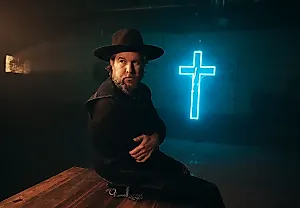 Zach Williams выпускает новый альбом «Jesus Loves»