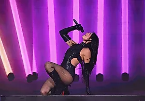 Dua Lipa зажигает Madison Square Garden: пять лучших моментов тура Radical Optimism