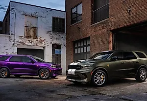 CARB против Dodge Durango: Почему "адские" внедорожники теперь вне закона в 17 штатах США