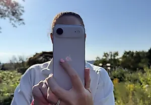 Почему iPhone Air Лучше «Тяжеловесов» – Глазами Скептика