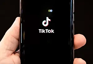 TikTok рекомендует товары под видео из Газы