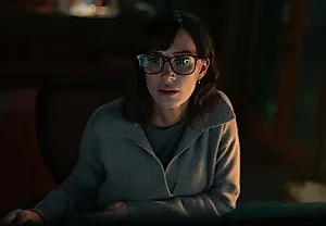 Apple откладывает релиз "The Savant": сериал о радикалах под вопросом