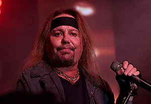 Винс Нил из Mötley Crüe признался: перенес четыре инсульта