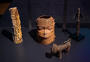 Нидерланды вернут 119 бронз из Бенин в Нигерию