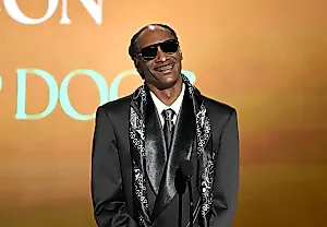 Snoop Dogg возвращается на Олимпиаду: теперь в пуховике