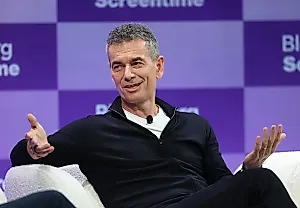 Warner Music и Netflix готовы штамповать фильмы о легендах музыки
