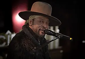 D’Angelo: Музыка, аура и исчезновение иконы нео-соула