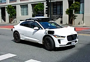 Waymo запускает беспилотное такси в Лондоне