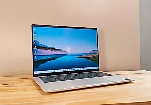 HP OmniBook 5 14 дюймов (2025): выносливость и экран за смешные деньги