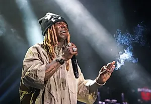Суд победа: Lil Wayne экономит 20 миллионов на юристах!