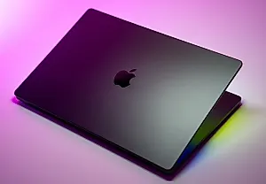 Macbook Pro: c новым лицом и OLED-экранами?