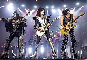 Возвращение KISS: концерт без макияжа в Лас-Вегасе