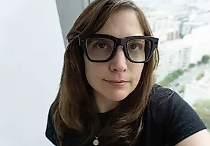 Meta Ray-Ban Display: толстые очки с большими амбициями