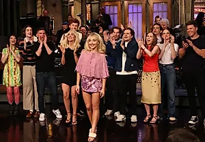 Сабрина Карпентер: кофеином по SNL