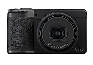 Ricoh представит свою первую монокамеру для фотографов-энтузиастов