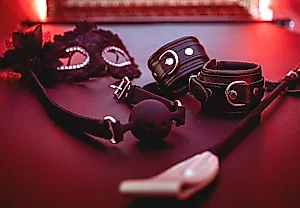 Связь сексуальных ролей BDSM с положением в обществе: новое исследование