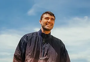 Фред Аген и Джастин Бибер: Что за студийная афера?