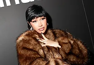 Cardi B: Тёмная энергия во время беременности
