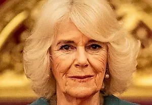 Королева Камилла: санкции на встречу с папой