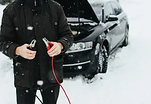 Зимний набор для авто: 7 вещей без которых не выжить