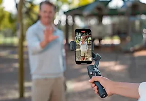 Новый Osmo Mobile 8: DJI добавил слежку за питомцами и поддержку Apple DockKit