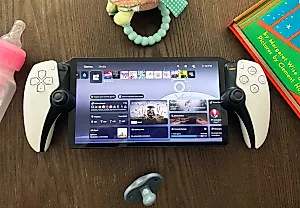 Почему мне пришлось полюбить PlayStation Portal после рождения ребёнка