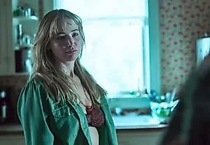 «Die My Love»: Оскары, Лоуренс и абсурд на грани нервного срыва
