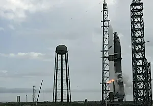 Настоящая одиссея New Glenn: почему марсианская миссия NASA осталась на Земле?