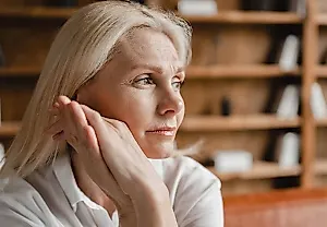 Как связаны симптомы СДВГ и менопауза у женщин среднего возраста