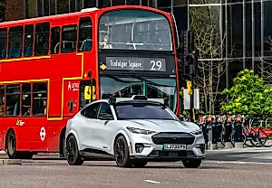Я проехал на одном из первых беспилотных автомобилей в Великобритании