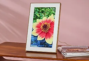 Pexar Starlight 15.6: "самый красивый цифровой фоторамка за многие годы"