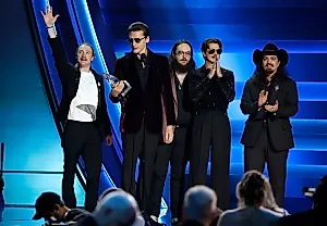 Игнор и сенсации на премии CMA 2025