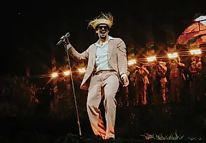 Bad Bunny стартовал с нового турне в Доминикане: все песни первой ночи