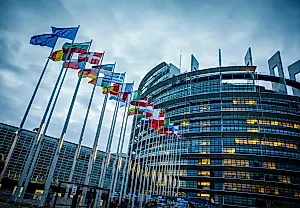 Universal столкнулась с критикой ЕС из-за сделки на $775 млн