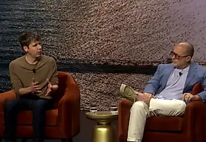 Jony Ive и Sam Altman показали прототип загадочного AI-устройства