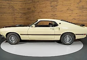 Автомобили, супермясо и сияние тормозов: Ford, Toyota, Le Mans