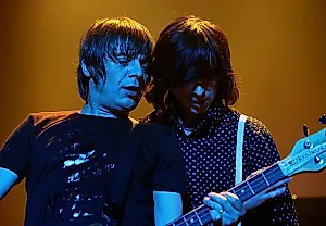 Когда Primal Scream встретили Джоуи Рамона: "Сцена из кино"