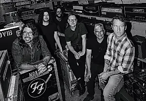 Foo Fighters обгоняют Metallica по числу хитов