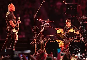 Жесткая развязка на концерте Metallica: фанаты получили пожизненный бан