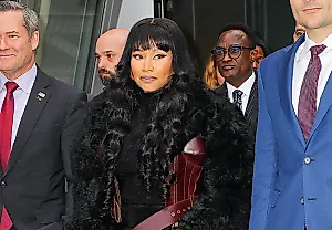 Nicki Minaj устроила разнос губернатору Калифорнии, тот припомнил её старые грехи