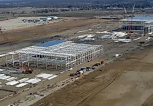 Ford уходит от электромобилей: теперь батареи для дата-центров и сетей