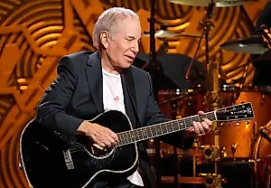 Paul Simon, Cher и другие получат премии 'Грэмми' за вклад в музыку