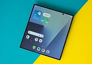 Samsung бросает вызов сгибаемому iPhone: появится Wide Fold
