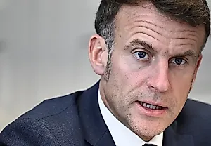 Семья Бардо отказала Макрону в приглашении на похороны