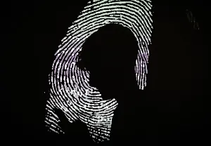 Возрастные проверки в интернете: сдаваться или защищаться?